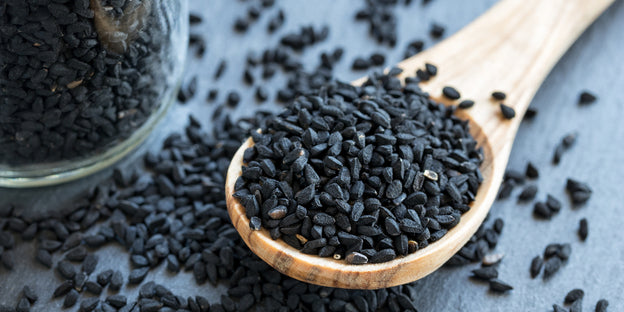 Black Sesame Seeds vs Nigella Seeds (Kalonji): What's the Difference?