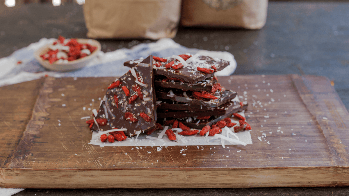 Chocolate Crackling with Goji Berries & Hemp Seeds — Santos Organics