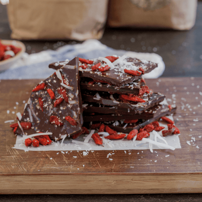 Chocolate Crackling with Goji Berries & Hemp Seeds - Santos Organics